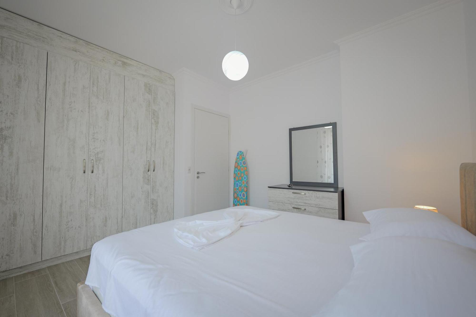 Aldisen Apartment Sarandë Exterior foto